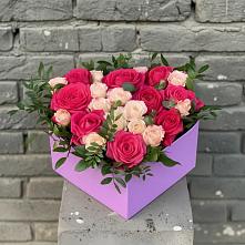 Цветочная композиция из Розы в коробке в Бородках