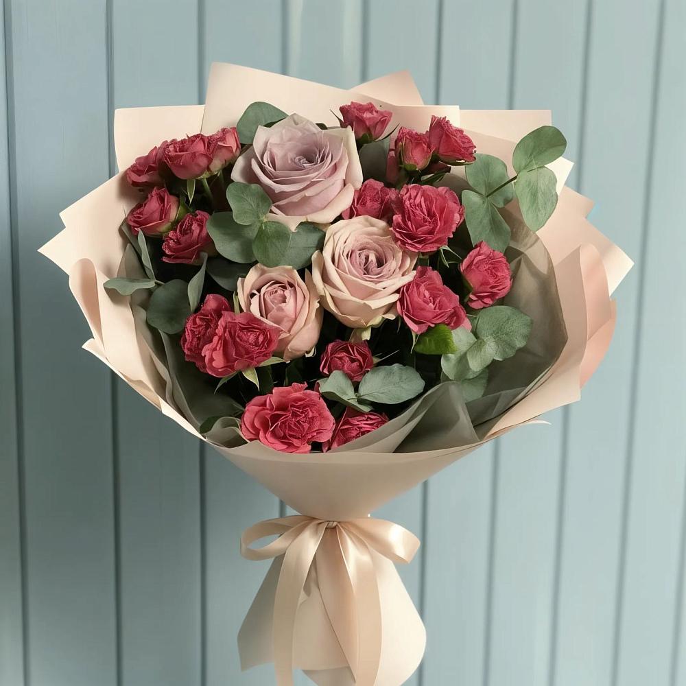 Букет цветов из: Гвоздики и Розы в Бородках