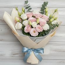 Букет цветов из:  Лизиантусы в Бородках