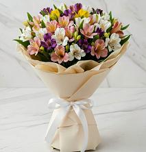 Букет цветов из:  Альстромерии в Бородках