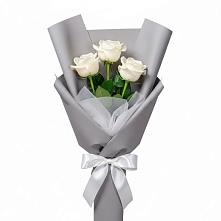 Букет 3 белые розы #REPLACE_PRED# Бородках