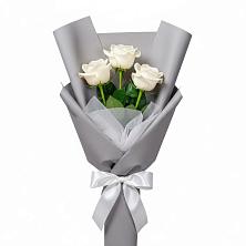 Букет 3 белые розы в Бородках