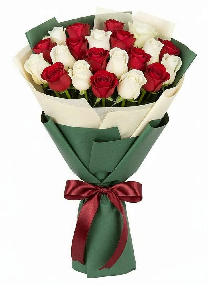 Букет Микс из красных и белых роз в Бородках
