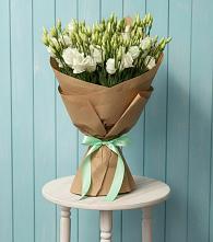 Букет цветов из:  Лизиантусы в Бородках