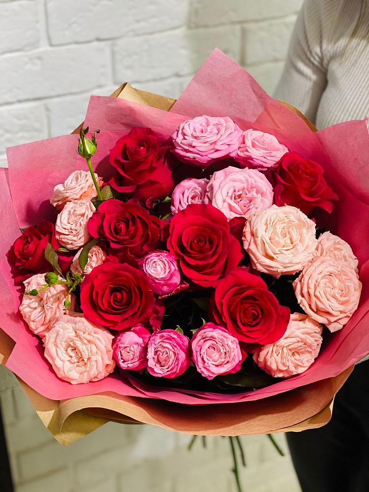 Букет цветов из: Розы в Бородках