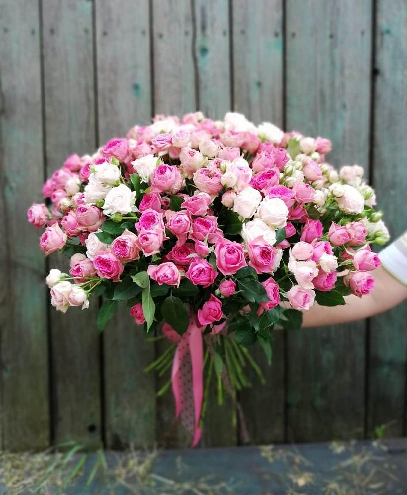 Букет Розовые кустовые розы Натали и Лав Лидия в Бородках