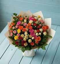 Букет Микс из разноцветных кустовых роз в Бородках